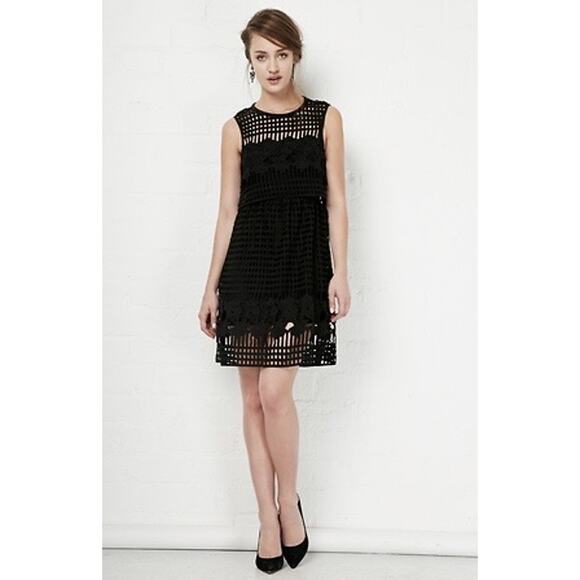 SAYLOR Lola Lace Dress - Picture 1 of 12
